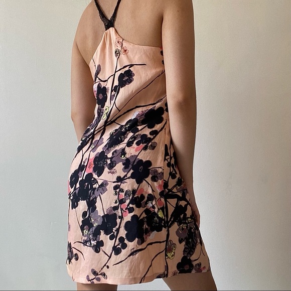 Summer dress - Picture 2 of 4